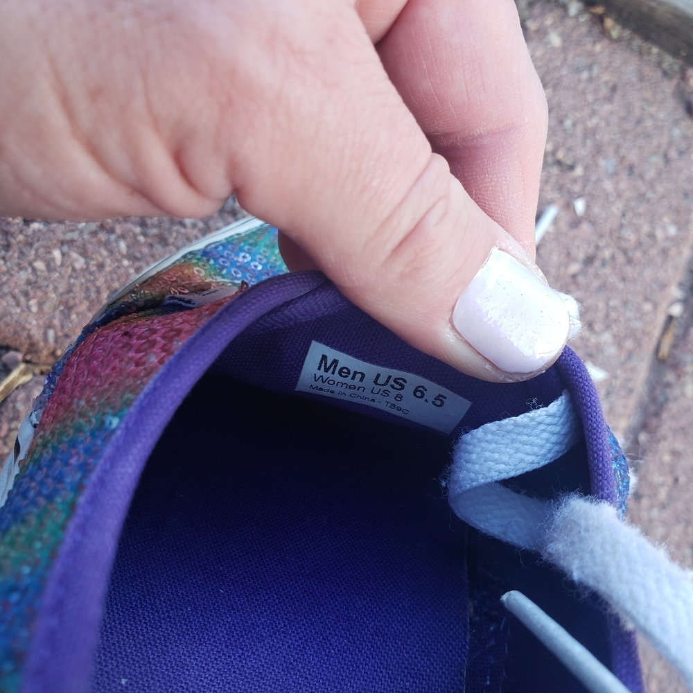 Vans - Picture 9 of 9